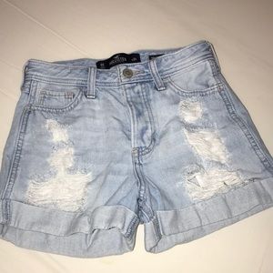 Hollister High Rise Boyfriend Shorts